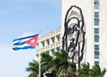 Russland bekräftigt seine Unterstützung für Kuba: Kontakte gehen nach Erdöllieferung weiter