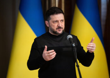 Selenskij reagiert auf Irans Warnungen vor einer Einmischung in den Konflikt