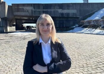 Ukrainische Abgeordnete nennt gefallene sowjetische Soldaten "Abschaum"