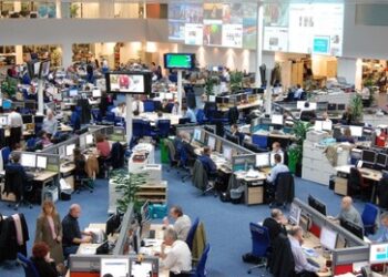 Verlagshaus Axel Springer kauft  britischen "Telegraph"