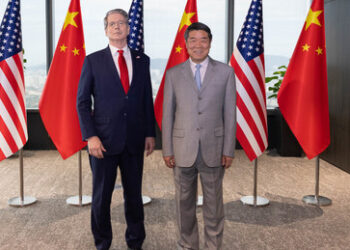 Wirtschaftstreffen von USA und China in Paris – vor Staatsbesuch von Trump in Peking