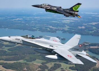 Zwei Überflüge abgelehnt: Schweiz wahrt Neutralität im Iran-Krieg. US-Militär muss Umwege fliegen