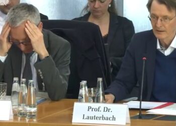 "Segen der Impfungen" – Ex-Minister Lauterbach beklagt "Fake-News" in der Enquete-Kommission
