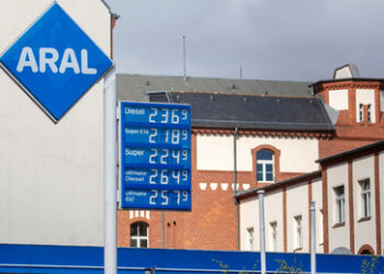 Dieselpreis an deutschen Tankstellen steigt auf Allzeithoch