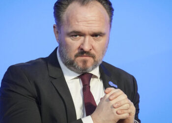 EU-Finanzminister fordern Zusatzsteuer für Übergewinne von Energieunternehmen