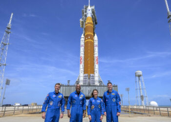 Flug zum Mond: NASA-Mission Artemis 2 gestartet - Probleme mit der Toilette