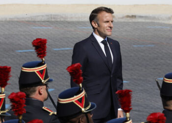 Frankreich bereitet Kriegswirtschaft und strategische Autonomie vor