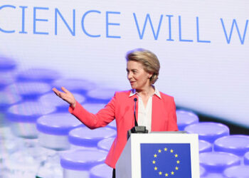 Pfizergate-Affäre: EU-Mitgliedstaaten zu Milliardenkäufen von Pfizer-Impfstoffen verpflichtet