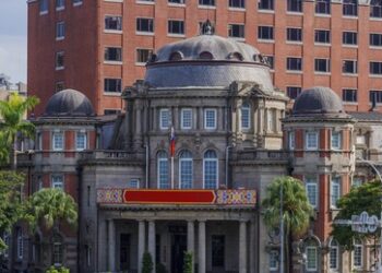 Spaltet sich Taiwans Oppositionspartei KMT in ein Pro-US- und ein Pro-Peking-Lager?