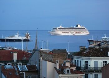 The New York Post: "Der Krieg mit Iran wirkt sich auf jeden Reisenden aus"