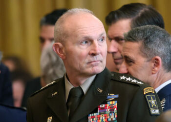 US-Kriegsminister Hegseth entlässt Generalstabschef der Armee und feuert zwei weitere Generäle