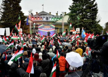 Wahlkampf in Ungarn: Orbán und Fidesz-Partei liegen in Prognosen wieder vorn