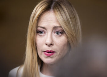 "Selbst Italien könnte im Dunkeln sitzen": Meloni warnt vor Energiekrise durch Nahost-Eskalation