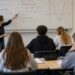 Bildungsbericht 2026: Mathematik-Kenntnisse deutscher Schüler nehmen weiter ab