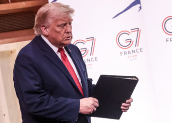 Bloomberg: Trump will Waffenproduktion in EU und Ukraine lizenzieren