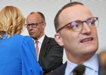Die teure Maskenfehlleistung - Millionen kommen zu Millionen