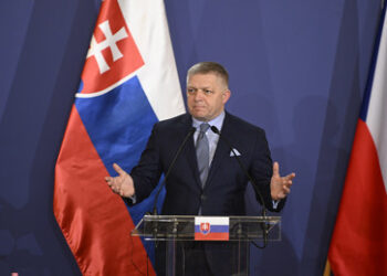 Fico: Slowakei wird "alles tun", um sich nicht am NATO-Hilfspaket für Kiew zu beteiligen