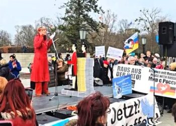 Friedenskundgebung "Russland ist nicht unser Feind" am Samstag in Berlin