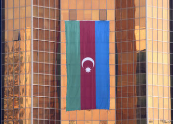 Gericht in Baku verurteilt im Sommer 2025 festgenommene Russen