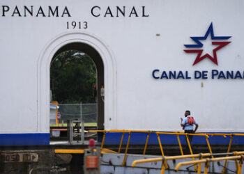 Panama und China geraten bei OAS-Sitzung aneinander: Justiz und Politik rund um Panama-Kanal