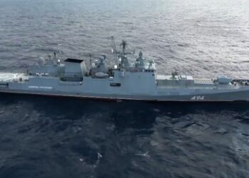 Schüsse im Ärmelkanal: Russische Fregatte warnte britische Jacht vor Kollision