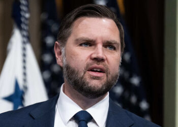Vance: Selbst alle US-Waffen hätten den Bedarf Kiews nicht gedeckt