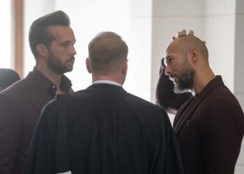 Anwalt: Tate-Brüdern droht im US-Gefängnis der Tod