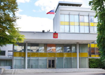 Erneuter Farbanschlag auf russische Botschaft in Stockholm