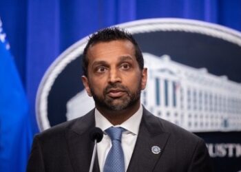 FBI-Chef Patel wird FSB in Moskau treffen: Neubeginn in US-Russland-Beziehungen?