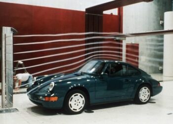 Go woke, go broke? Porsche streicht weitere 4.000 Stellen