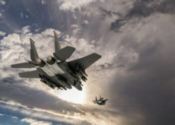 Kriegsvorbereitung: Türkei entsendet Kampfjets an Russlands Westgrenze