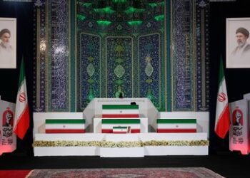Mächtigster General Irans zeigt sich vor Trauerfeier für Chamenei