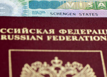 Medien: EU diskutiert über Lockerung des Visaverbots für russisches Militär
