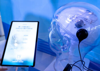 Rennen um Hirn-Implantate: Erster kommerzieller Einsatz geht an China