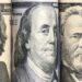 Reuters: Zentralbanken wollen Dollar-Anteil an Reserven erstmals senken