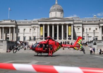 Amoktat in London: Frau sticht vier Männer nieder