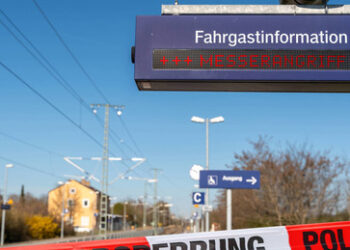 Bahnhof Rosenheim: Frau nach Messerattacke gestorben, 27-Jähriger festgenommen