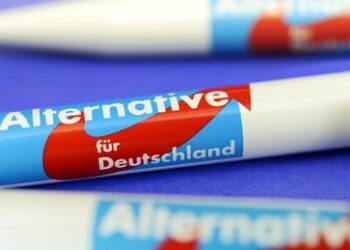 Brandenburg: AfD-Kugelschreiber in Schüler-Federtaschen nun verbotene "Propagandamittel"