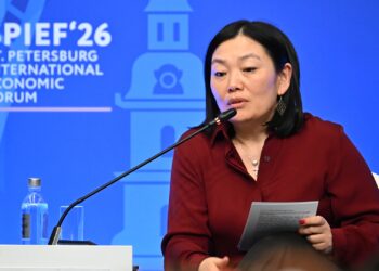 Drohnen treffen ihre Lager – doch Wildberries-Chefin Kim bleibt Russlands reichste Frau