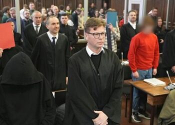 Hamburg: Langjährige Haftstrafen für Mitglieder der rechtsextremen Organisation Letzte Verteidigung
