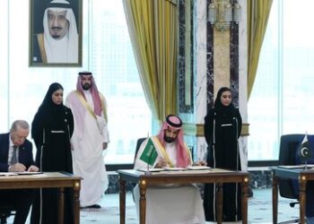 Im Schatten des Iran-Kriegs: Türkei, Saudi-Arabien und Pakistan unterzeichnen Verteidigungsabkommen