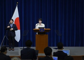 Japan: Regierung Takaichi nach Erdbeben im Umfragetief