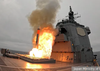 Japan lässt die Maske eines "ausschließlich auf Verteidigung ausgerichteten Staates" fallen