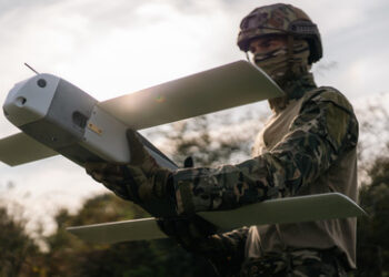 Medien: Frankreich bindet Automobilindustrie in Produktion von Militärdrohnen ein