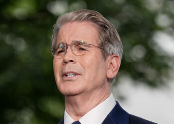 USA drohen Iran mit unbegrenzter Seeblockade und massivem Wirtschaftsdruck
