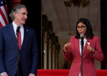 Verhandlungen mit Washington: Venezuelas neue Führung überlässt Maduro seinem Schicksal