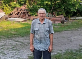 Weil er mit Gewehr auf ukrainische Drohne schoss: Russischer Bauer erhält Geldstrafe (EXKLUSIV)