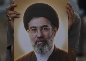 Westmedien rätseln über Chamenei: Irans Führer bleibt sechs Monate nach Beginn des Kriegs unsichtbar