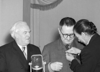 t-online missbraucht vor 70 Jahren verstorbenen Brecht als Scharfmacher gegen Russland