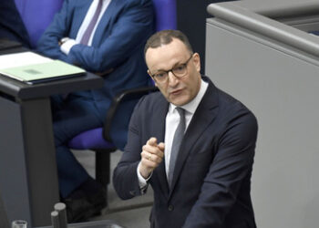 Jens Spahn, der Unkaputtbare: Und schon sitzt er im Haushaltsausschuss